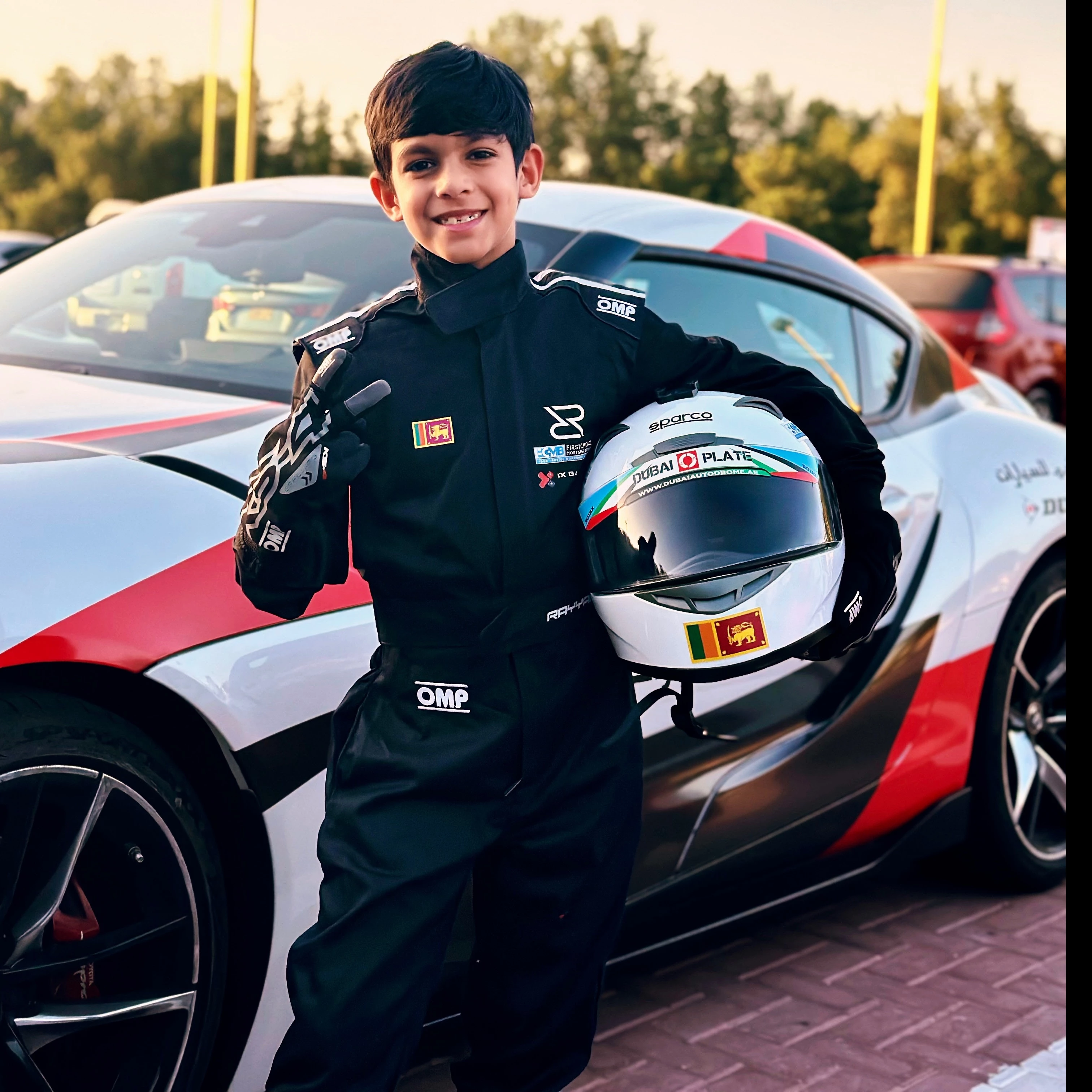 Rayyan Rsunir eziLINQ | Rayyan Rushdhi (RR)